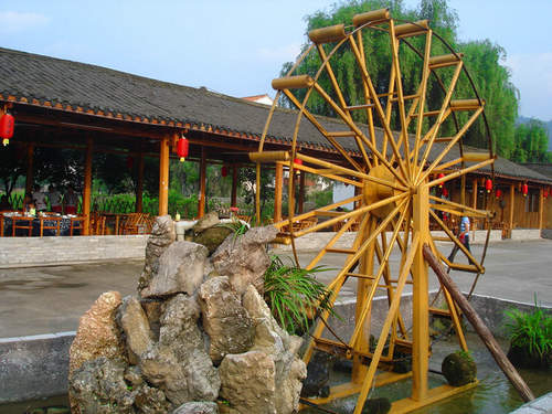 B線：張家界、天子山、寶峰湖（黃龍洞）休閑三日游